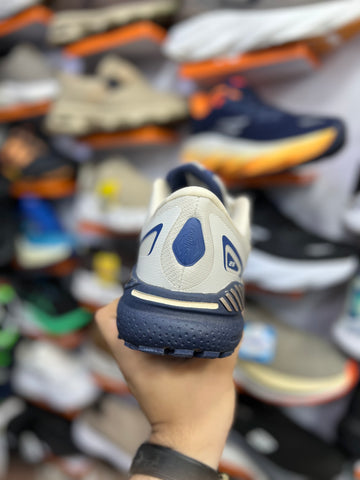 BROOKS ADRENALINE GTS - Grey
