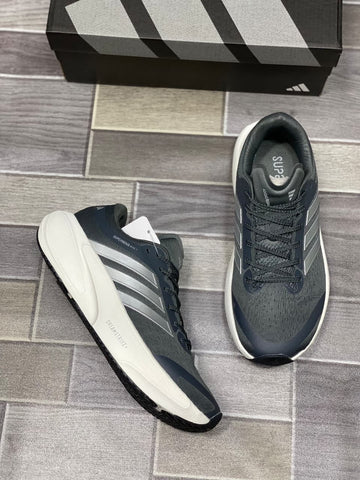 SUPERNOVA RISE 3 GREY AND SILVER