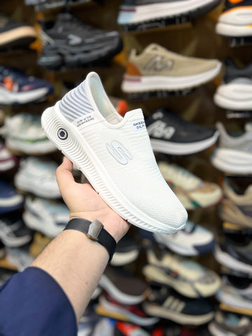 Skechers Slip ins - White