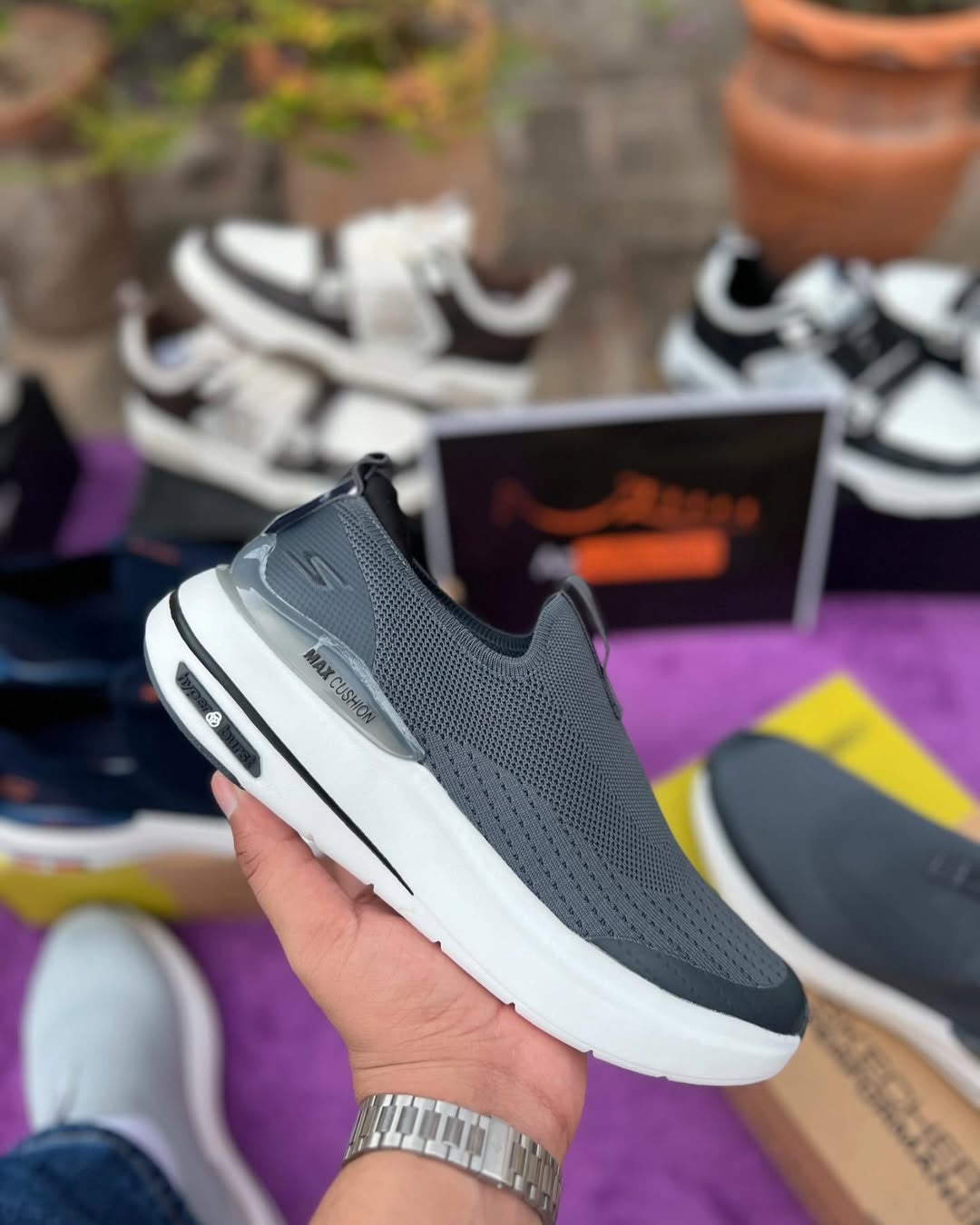 Skechers Hyber Burst Max Cushion - Dark Grey