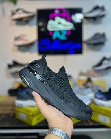 Skechers Hyber Burst Max Cushion - All Black