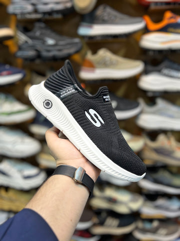 Skechers Slip ins - Black
