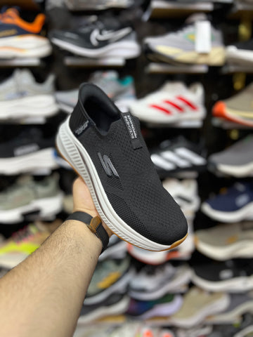 Skechers Slip ins Max Cushion - Black