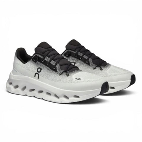 On cloud tilt - Black/Ivory