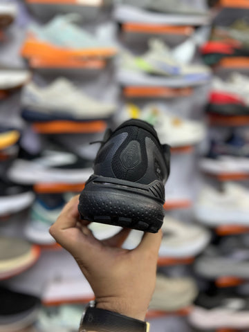 BROOKS ADRENALINE GTS - All Black