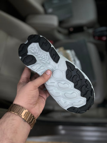 New Balance Trail V3- Black grey