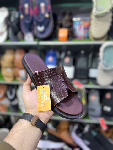 Hermess Slides Design 3 - Brown