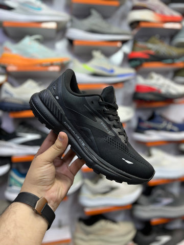 BROOKS ADRENALINE GTS - All Black