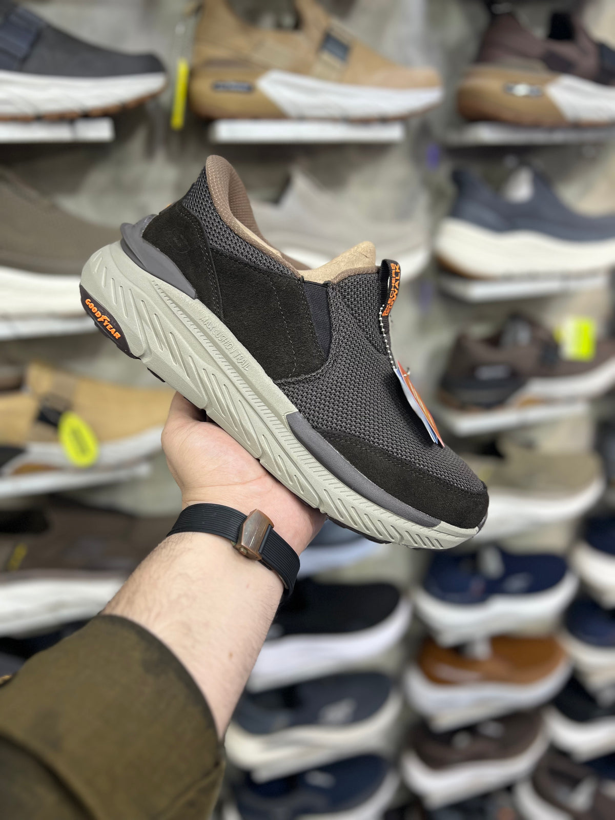 Skechers GO WALK TRAIL SLIP INS Premium Batch - BROWN