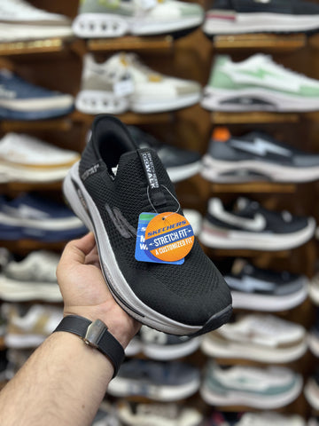 Skechers Slip ins Max Cushion - Black