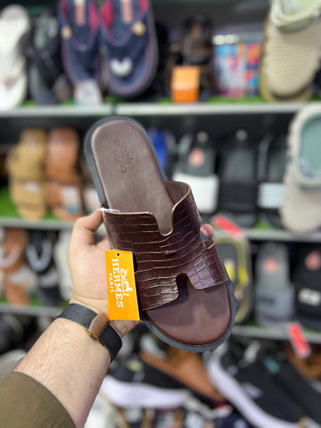 Hermess Slides Design 3 - Brown