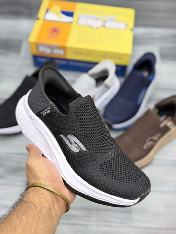 Skechers Slip Ins - Black