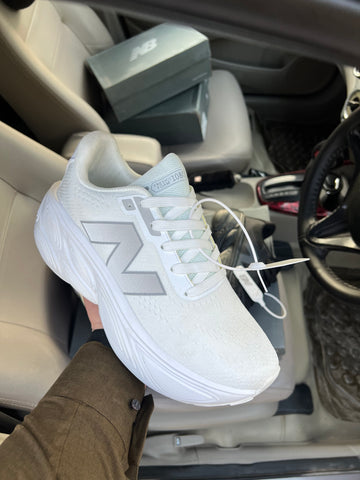 New Balance Fresh Foam - White