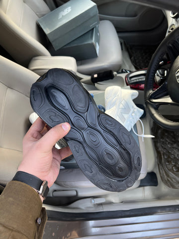 New Balance Fresh Foam - All Black