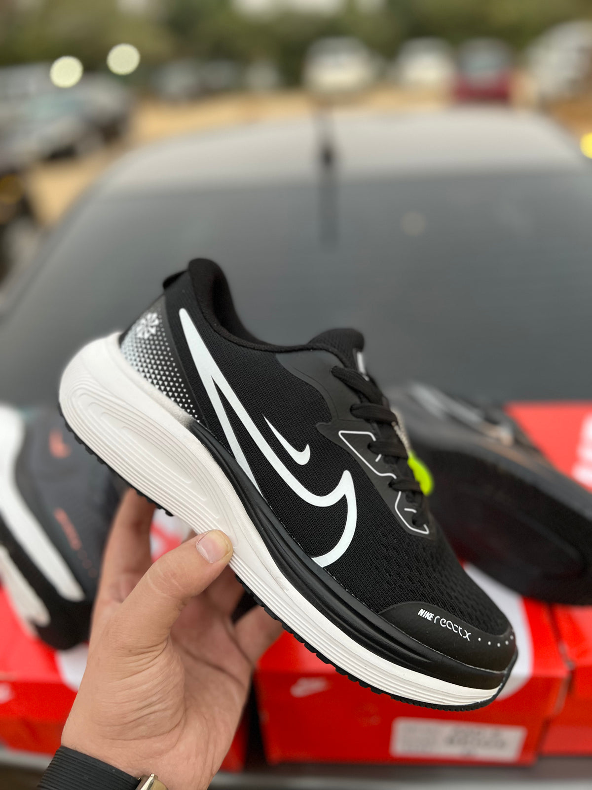 Nk React X Air Zoom - Black/White