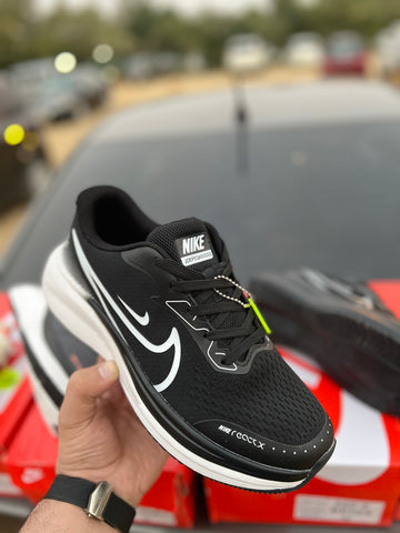 Nk React X Air Zoom - Black/White