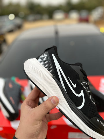 Nk React X Air Zoom - Black/White