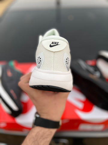 Nk React X Air Zoom - White/Black