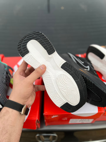 Nk React X Air Zoom - White/Black