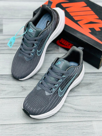 Nk Zoom Running Shoes - Grey