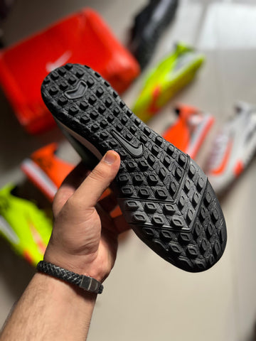 Nk Mercurial Vapor 16 Grippers - Black