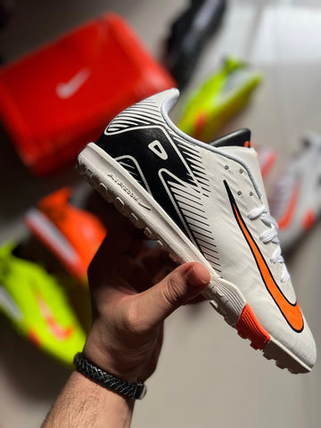 Nk Mercurial Vapor 16 Grippers - White