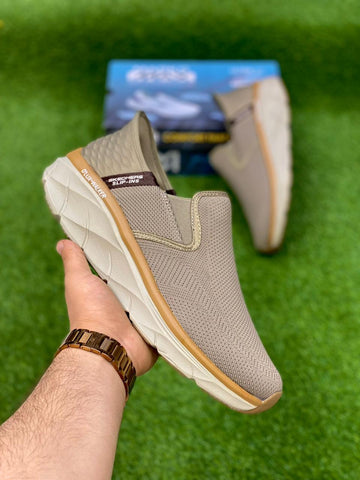 Skechers Delux walker 4.0 Light weight Slip Ins - Khaki
