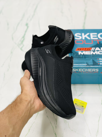 Skechers Arch Fit - All Black
