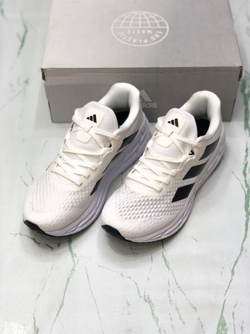 Adistarr 3 (Repetitor Runners) - White/Black