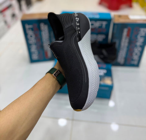 Skechers Slip ins Max Protect - Black/White