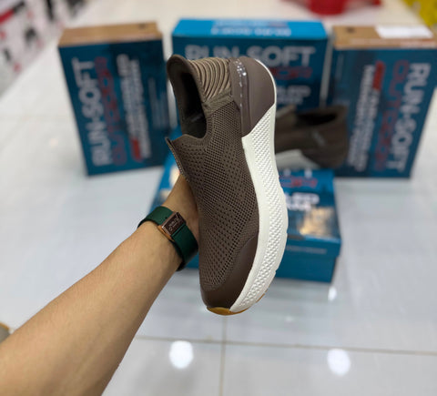 Skechers Slip ins Max Protect - Brown