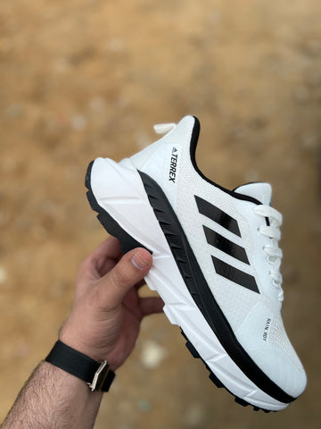 AD Terrex COLD RDY - White
