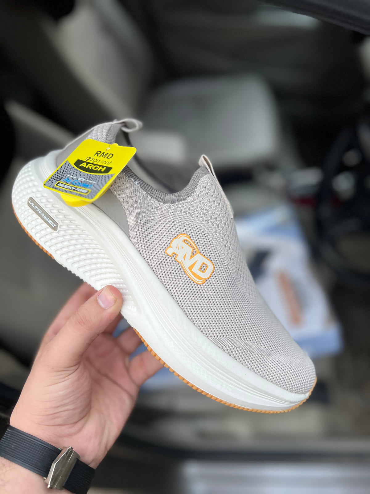 Skechers RMD Ultra Light - Light Brown