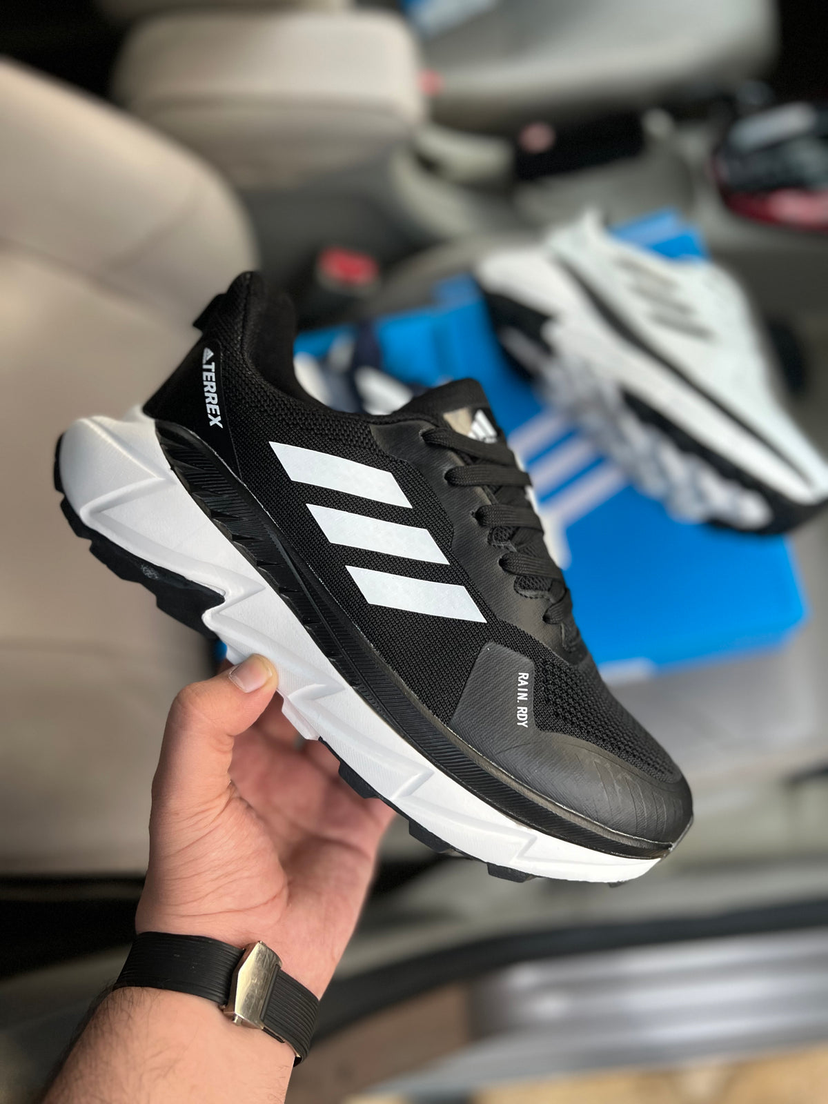 AD Terrex COLD RDY - Black