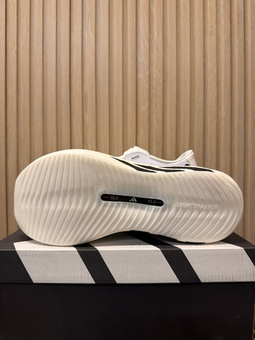 ADI HyperBoost Edge - White Black