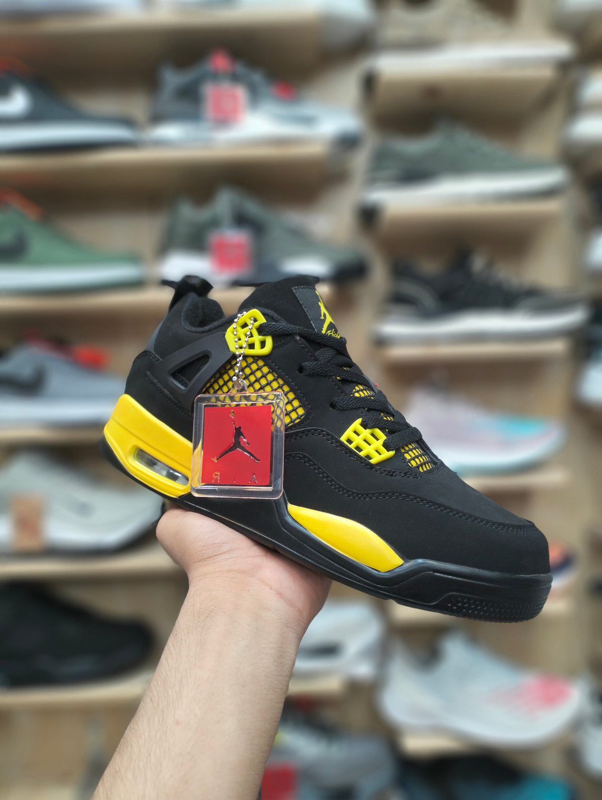 Nk Air Jordan 4 Black/Yellow