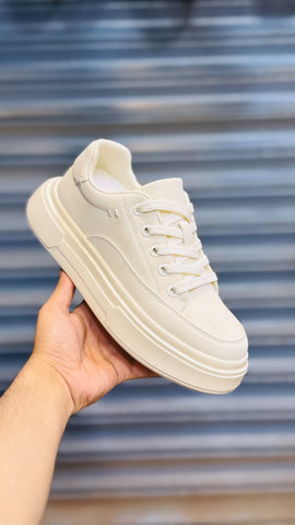 Fashion Sneakers  - Cream White
