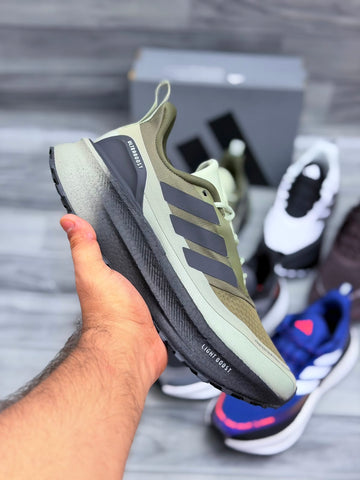 AD Ultra Boost 5 - Army Green