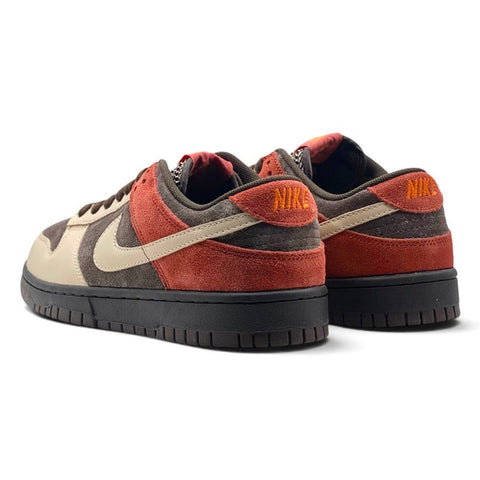 NK SB Dunk Low Red Panda