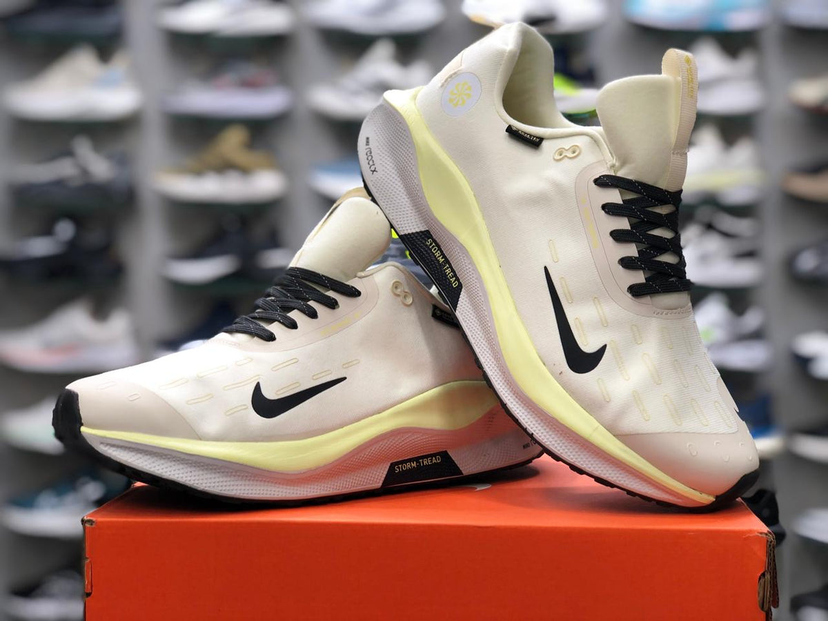 Nk Infinity RN 4 GORE TEX - Light Yellow