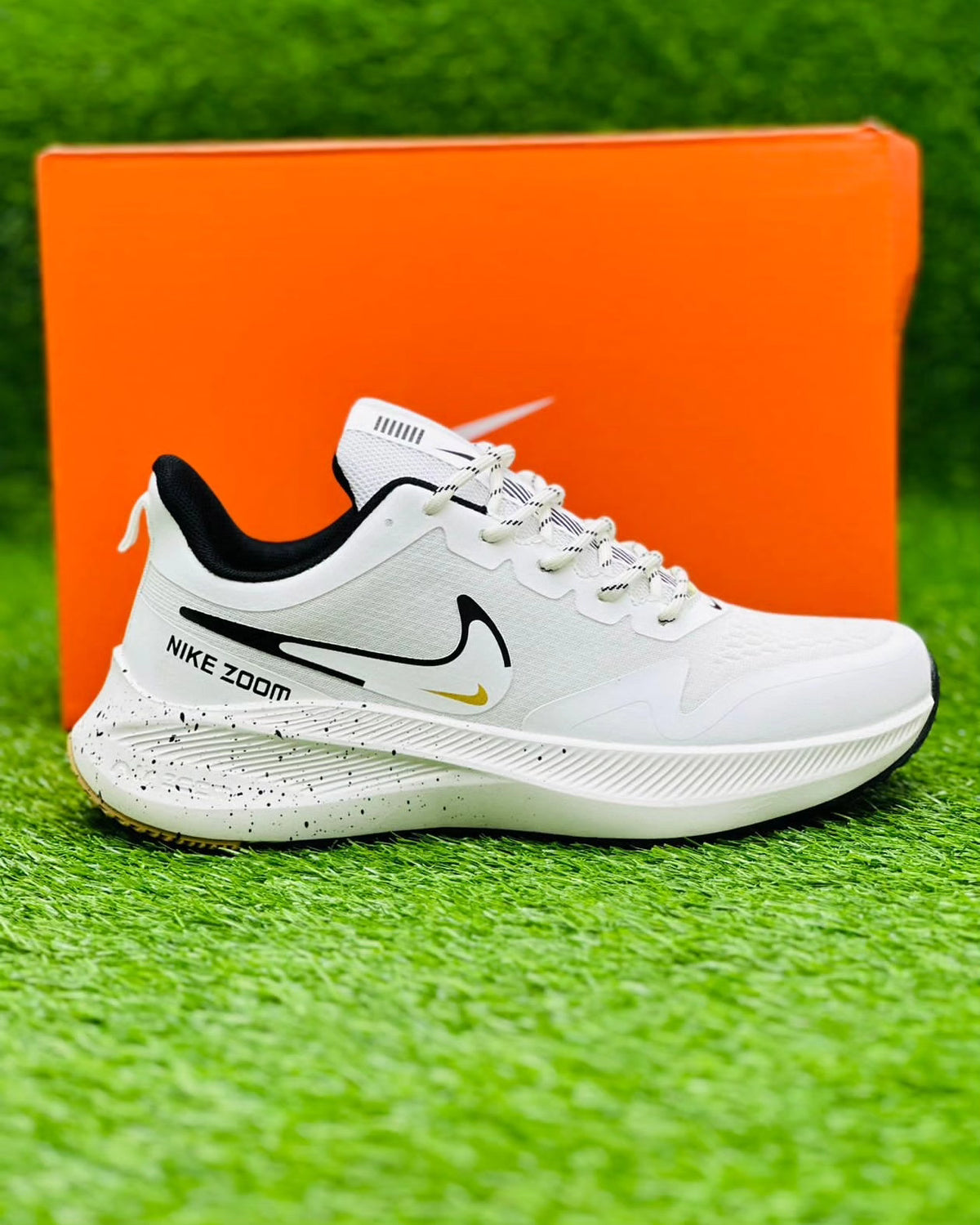 Nk Zoom Runners - White
