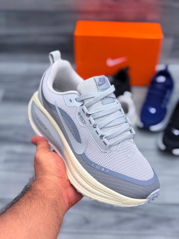 Nk Vomero 18  - Grey