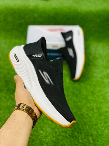 Skechers Slip Ins - Black