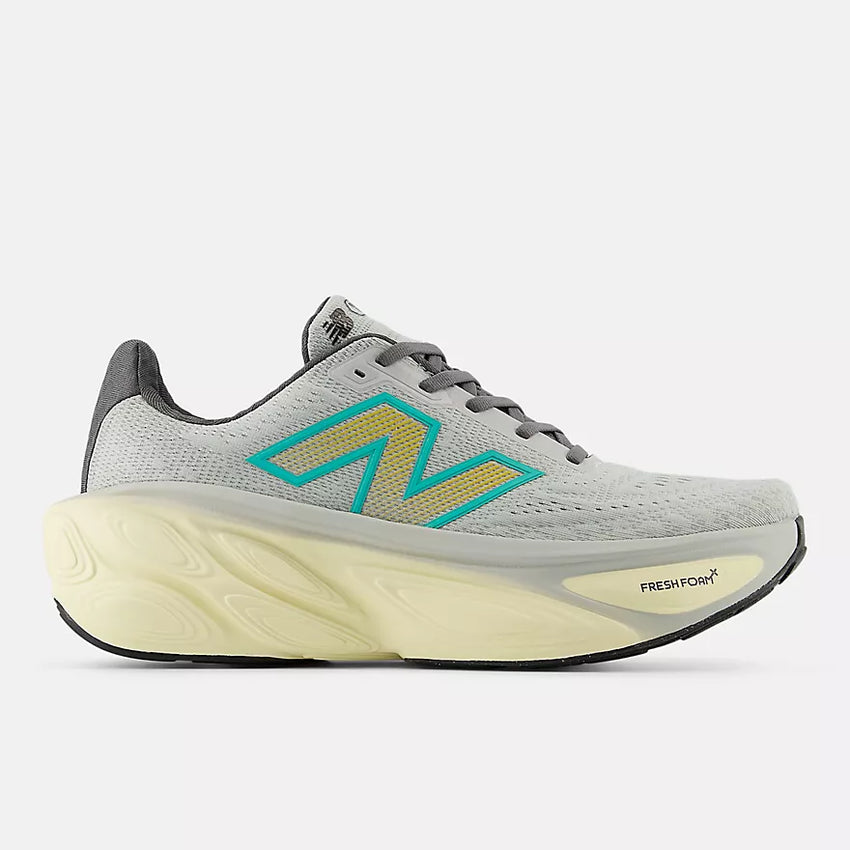 New Balance Fresh Foam X More v5 Sneakers - Grey