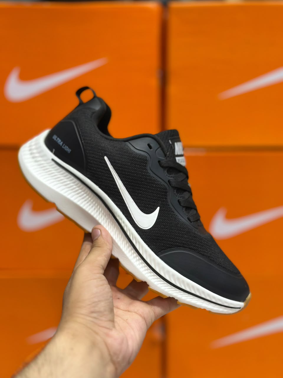 Nk Pegasus Ultra Lite - Black/White