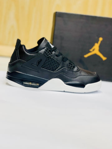 Nk Air Jordan 4 Black/White