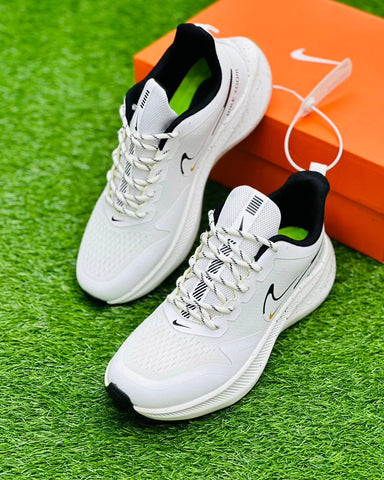 Nk Zoom Runners - White