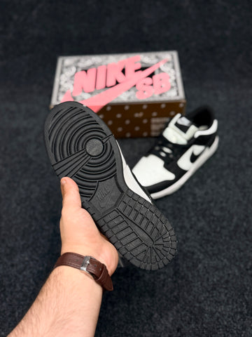 Nk Sb Dunk Black/White Premium Quality