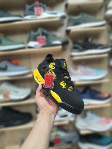 Nk Air Jordan 4 Black/Yellow