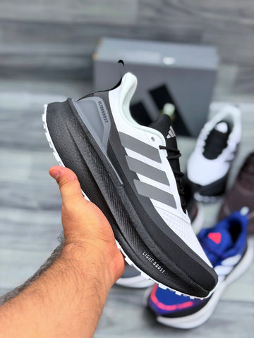 AD Ultra Boost 5 - Black White